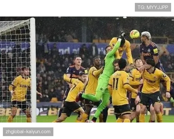 狼队垫底形势严峻 本赛季主场仅拿到五分战绩糟糕